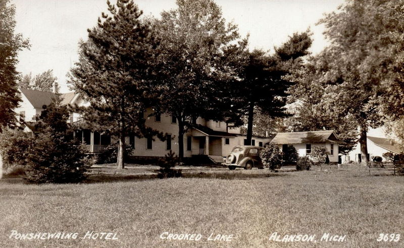 Ponshewaing Hotel - Vintage Postcard